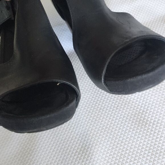 TSUBO wedges shoes leather - Picture 11 of 13